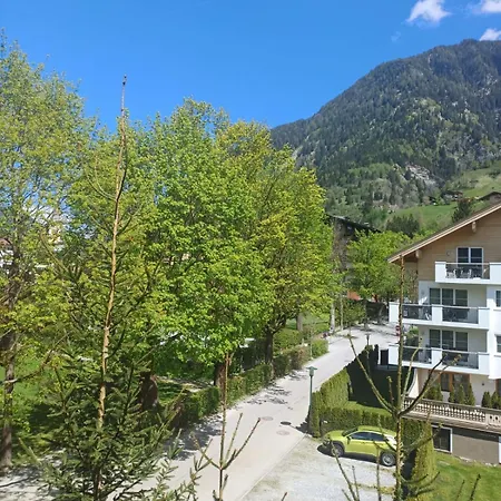 Mountain View Apartment