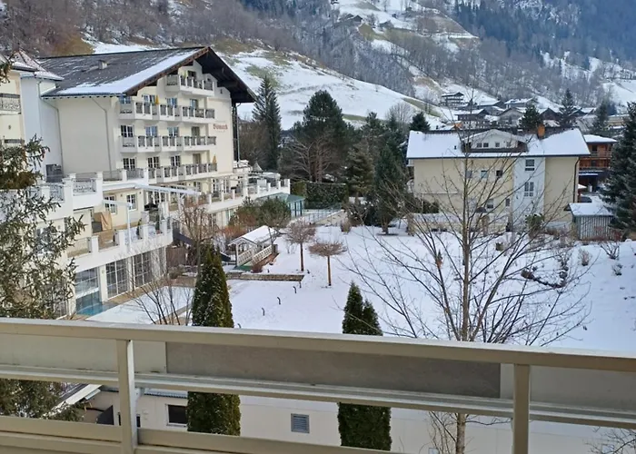 Mountain View With Private Sauna 公寓 *